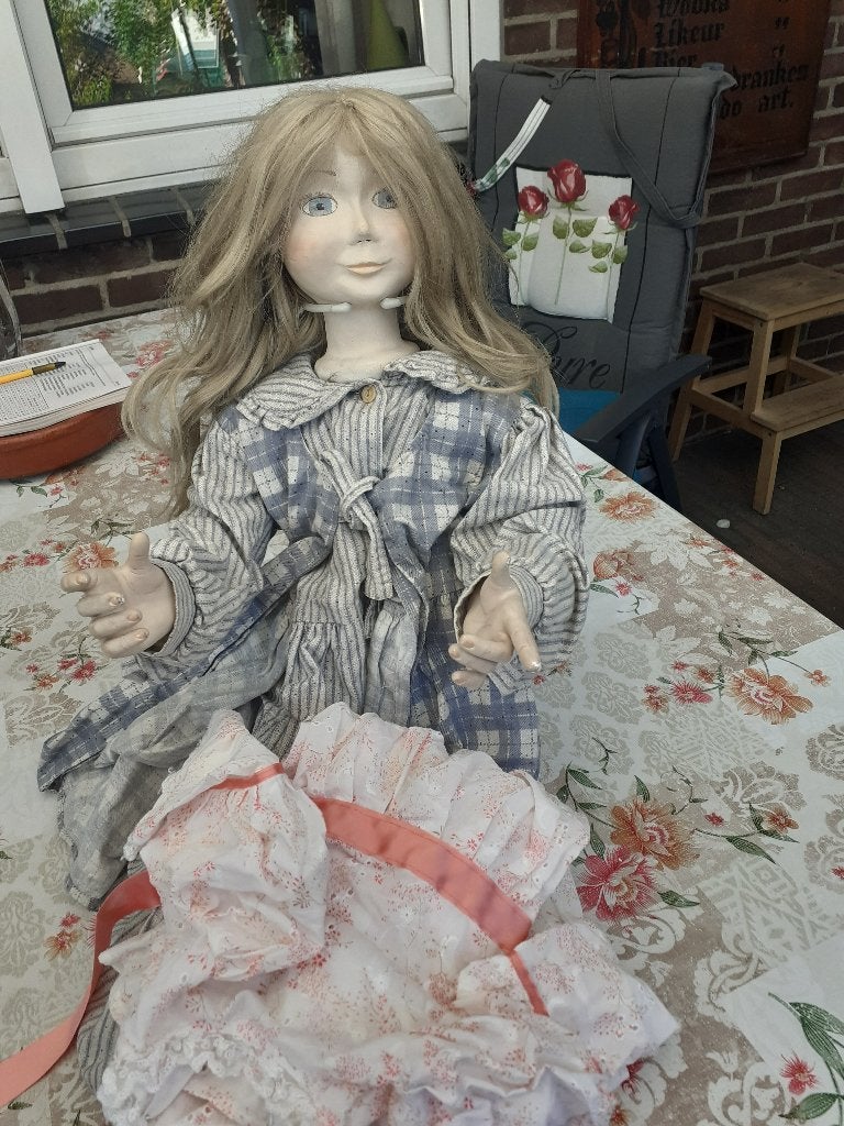 antieke porseleinen pop, Antiek en Kunst, Antiek | Speelgoed, Ophalen of Verzenden
