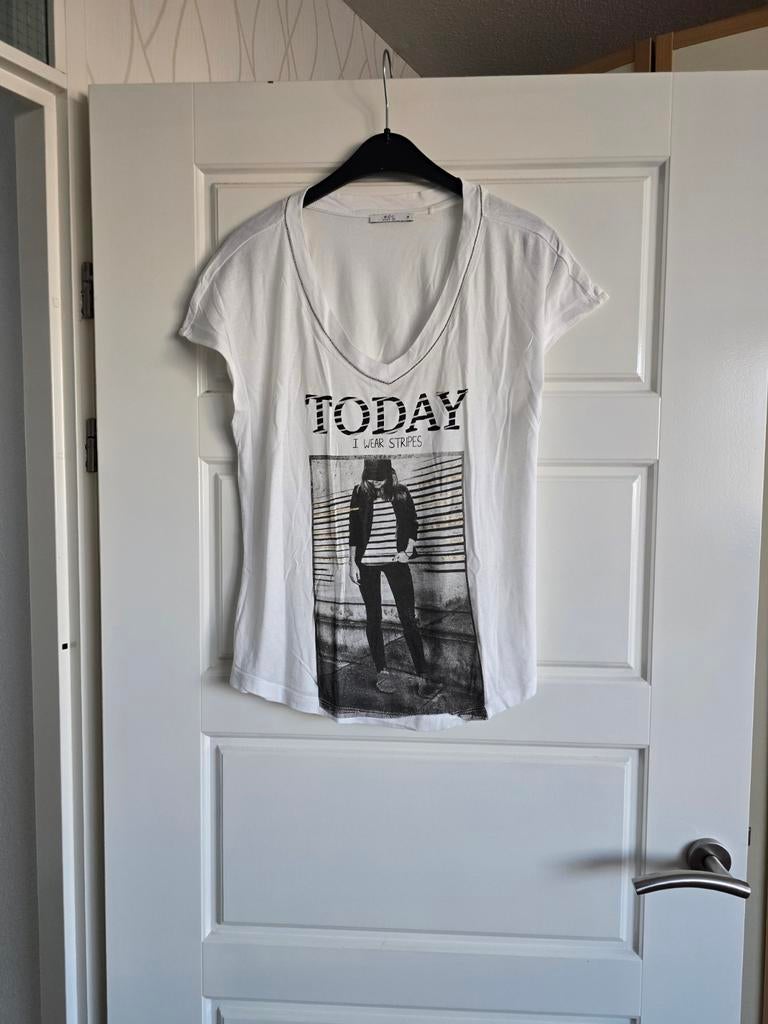 Te koop zwart/witte dames t-shirt merk EDC maat M, Maat 38/40 (M), Wit, Ophalen of Verzenden, Zo goed als nieuw