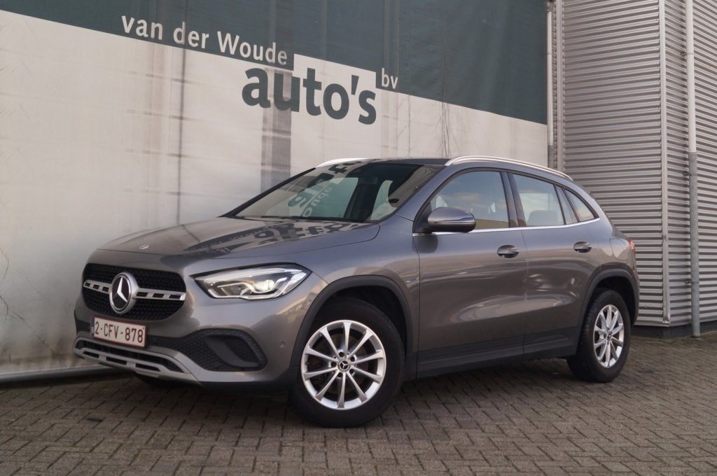 Mercedes-Benz GLA 180d Automaat Business Line -ECC-NAVI-TREK, Auto's, Automaat, USB, Gebruikt, Euro 6