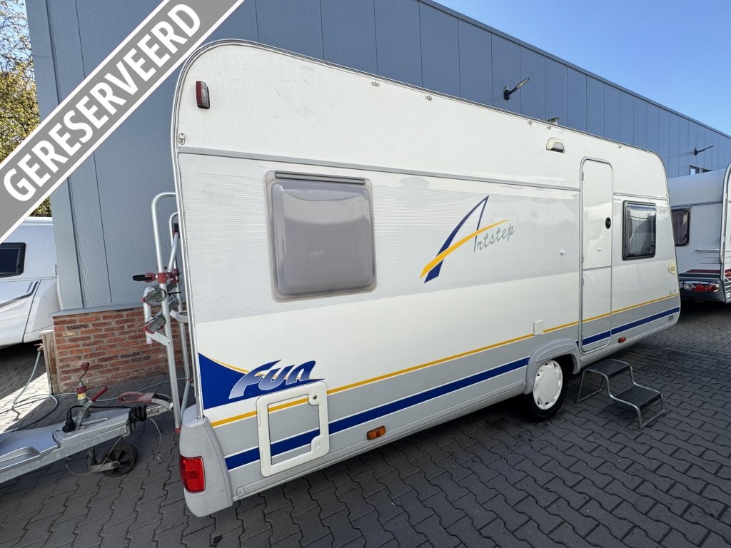 Bürstner Artstep 455 TS / Fransbed / topstaat / voo, Caravans en Kamperen, Caravans, Rondzit, Bedrijf, 750 - 1000 kg, Schokbreker