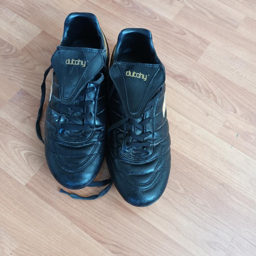 Voetbalschoenen Dutchy  mt 43, Maat XS of kleiner, Ophalen of Verzenden, Gebruikt, Schoenen