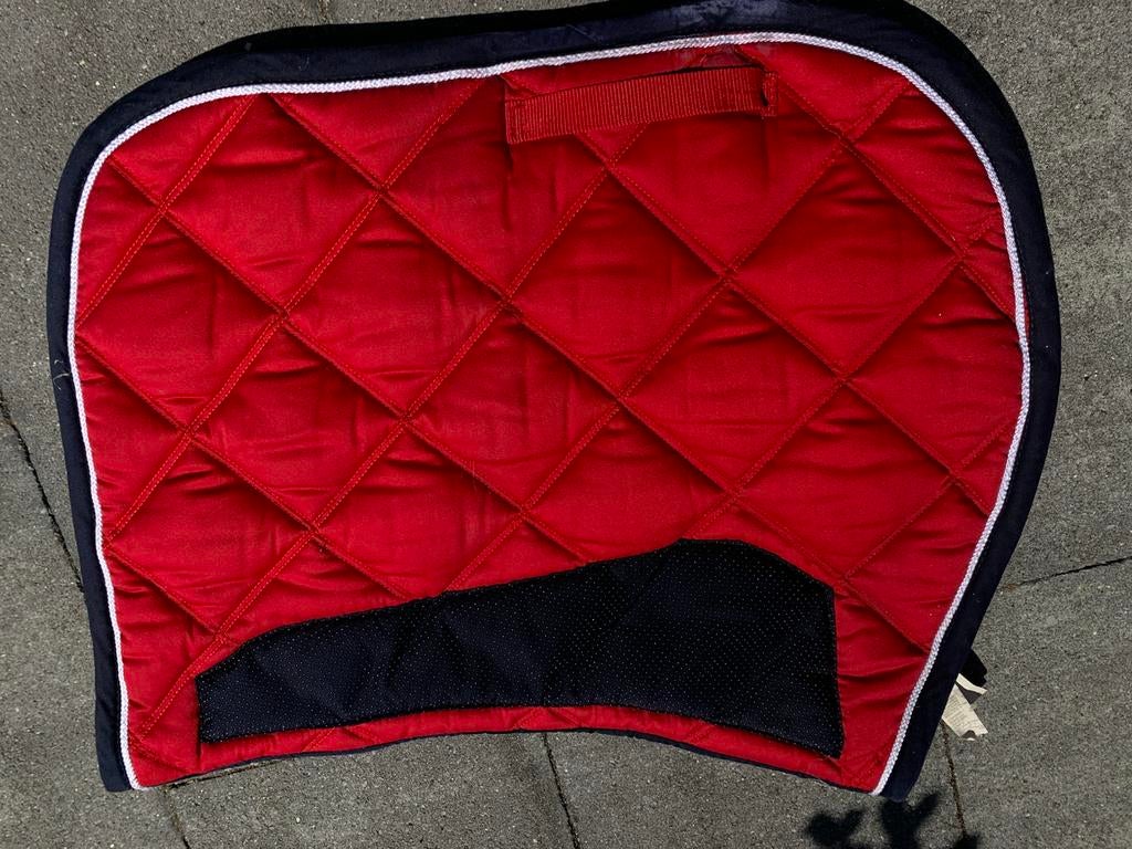 Fouganza dekje rood FULL, Dieren en Toebehoren, Paarden en Pony's | Dekens en Dekjes, Ophalen of Verzenden, Zo goed als nieuw