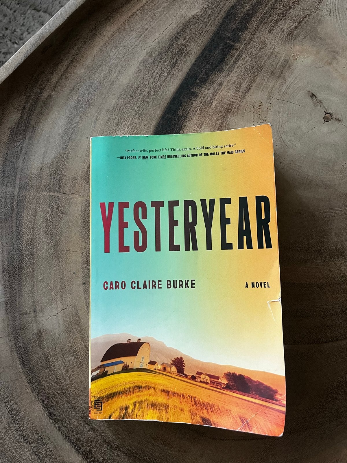 Yesteryear - Caro Claire Burke, Ophalen, Gelezen, Wereld overig
