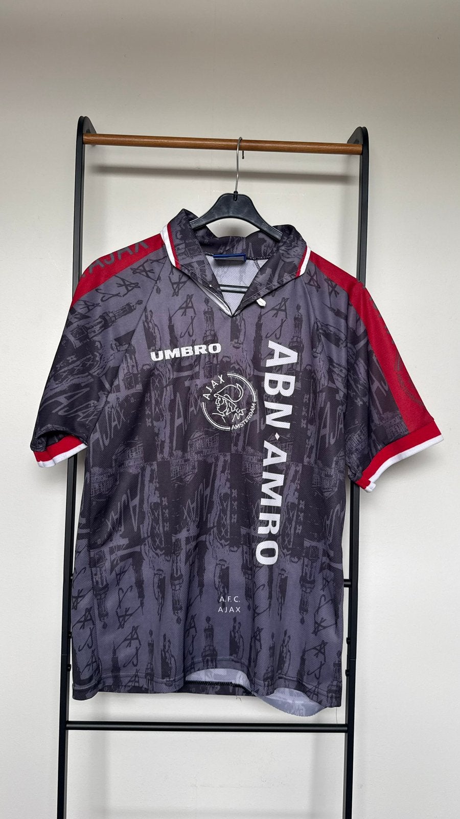 Origineel Ajax uitshirt 1996/97 Umbro maat M – ABN AMRO, Maat M, Ophalen of Verzenden, Zo goed als nieuw, Shirt