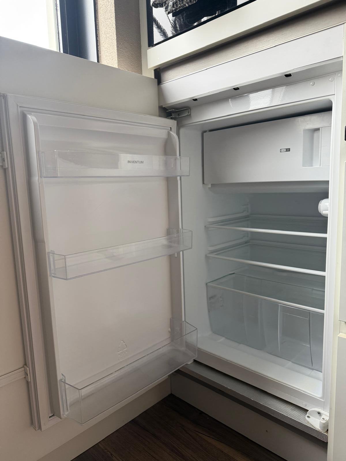 Inventum inbouw koelkast met vriesvak - A++, Ophalen, Zo goed als nieuw, Inbouw, Minder dan 60 cm