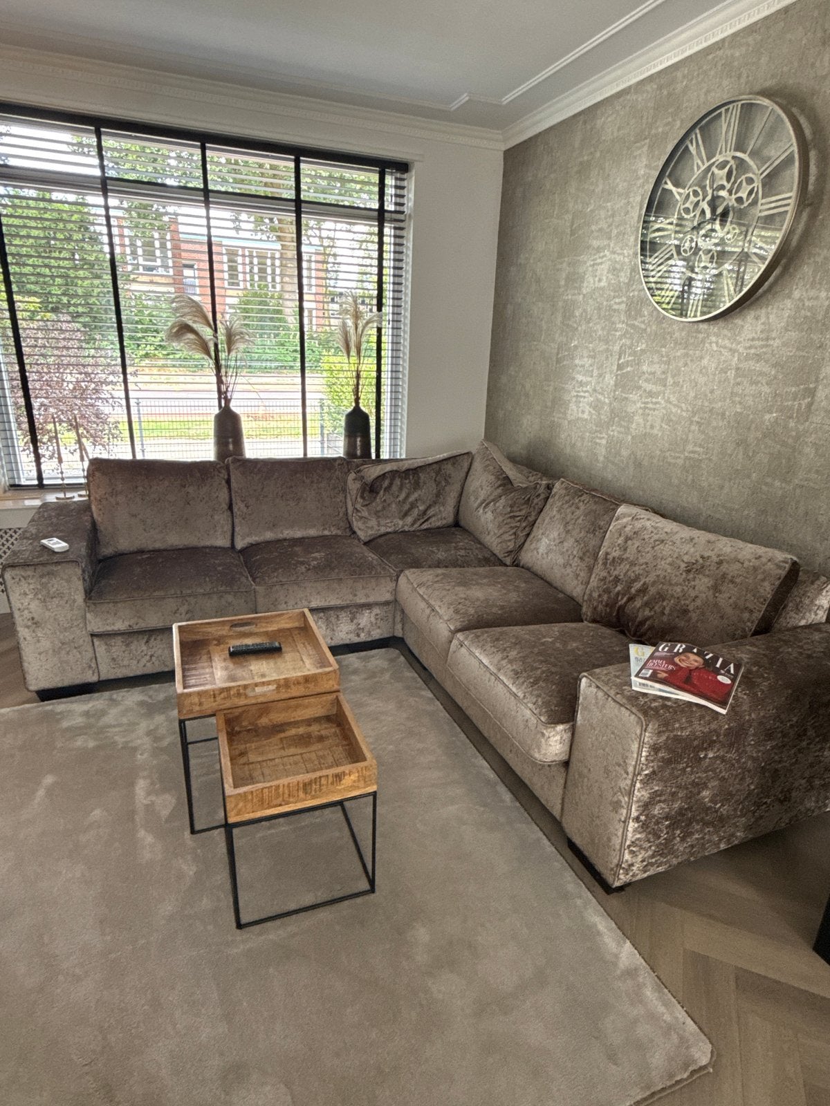 Grote hoekbank Urban Sofa van stof in taupe/bruin, Huis en Inrichting, Banken | Bankstellen, Ophalen, 250 tot 300 cm, Gebruikt
