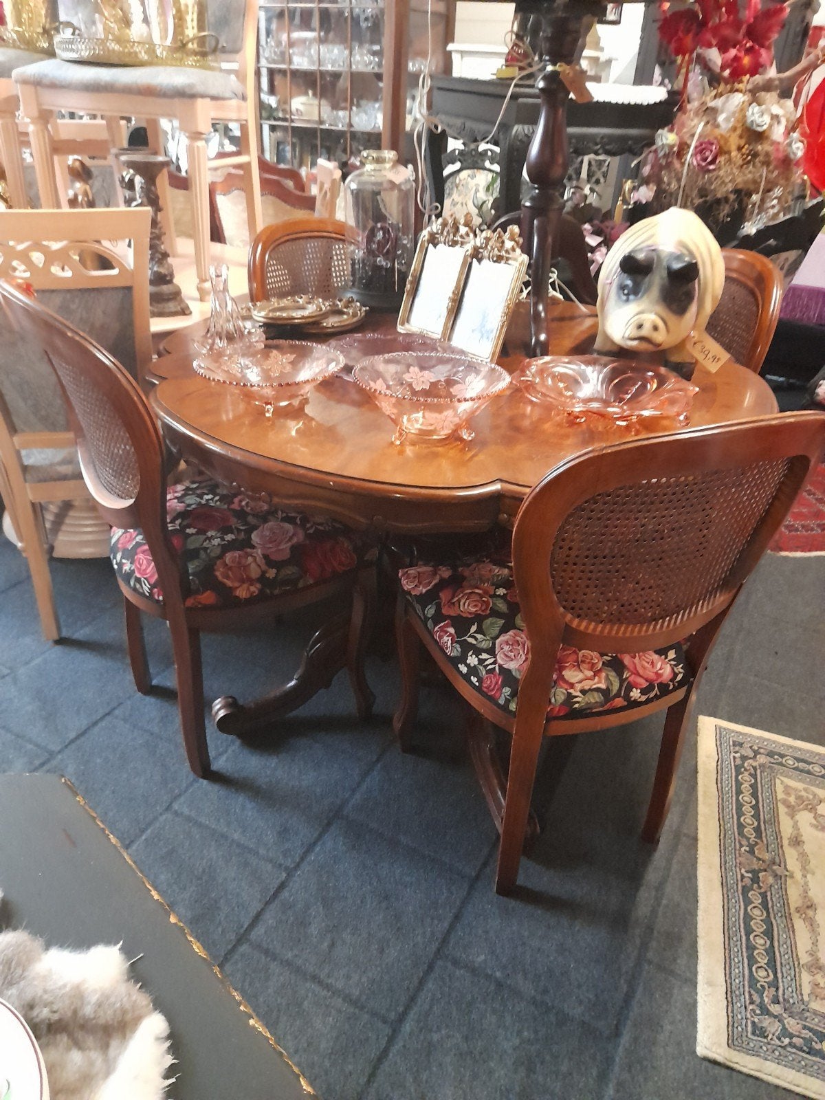 Mooie noten eethoek compleet of los te koop, Ophalen