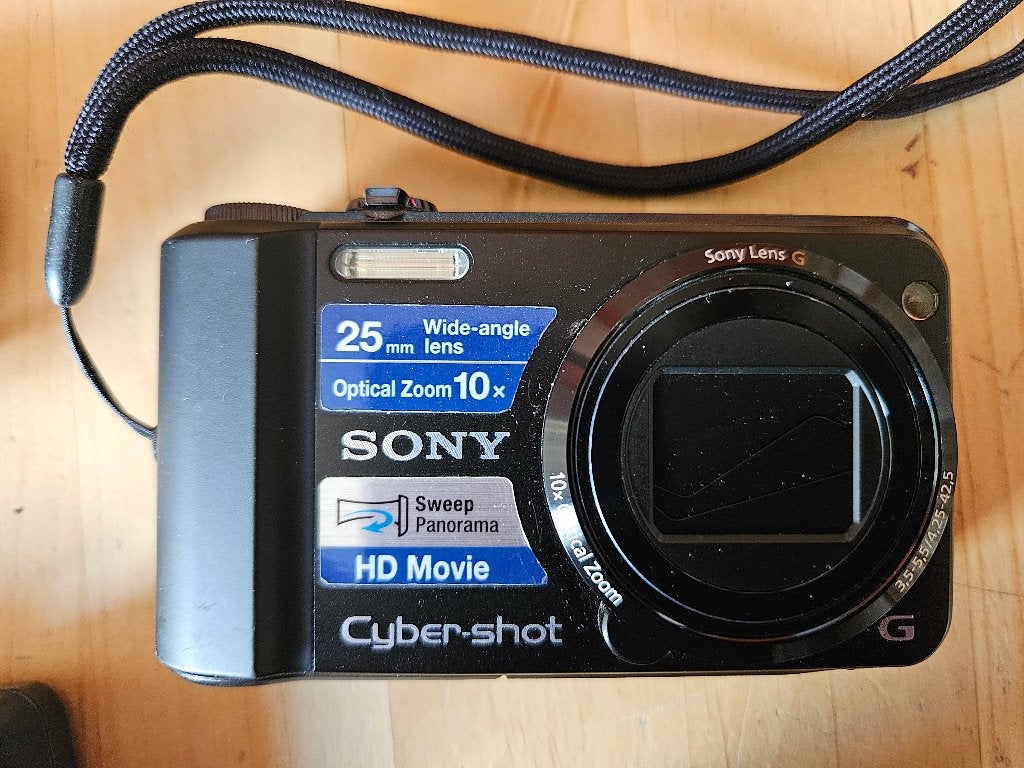 Compact camera SONY CYBERSHOT DSC-H70, Ingebouwde flitser, Gebruikt, Geheugenkaart, 16 megapixels