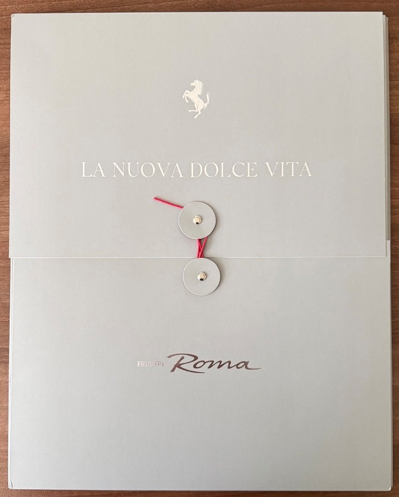 Ferrari Roma pers- en presentatiemap - Nieuw!, Boeken, Auto's | Boeken, Ophalen of Verzenden, Nieuw, Ferrari