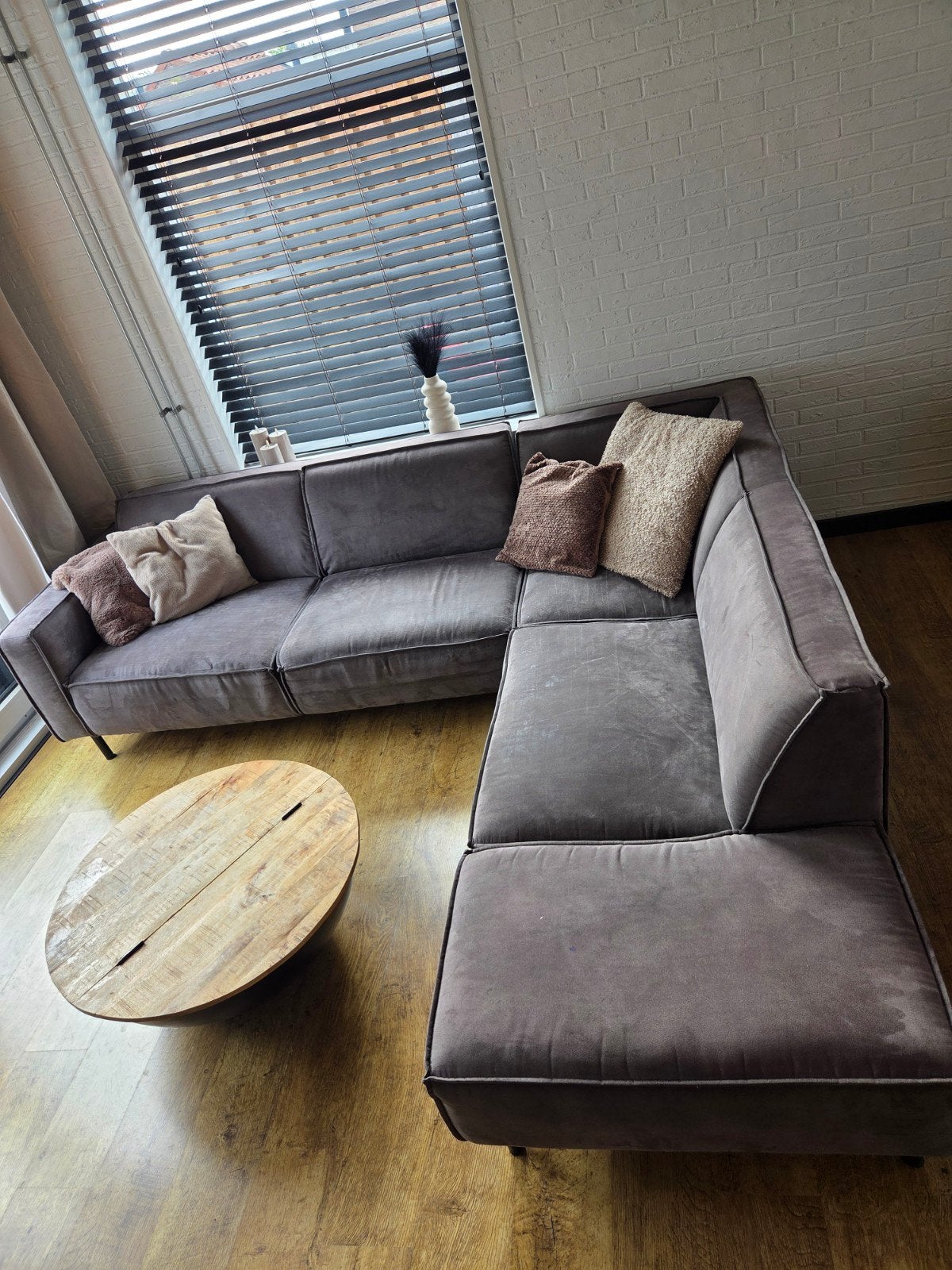 hoebank taupe, Ophalen of Verzenden, Zo goed als nieuw