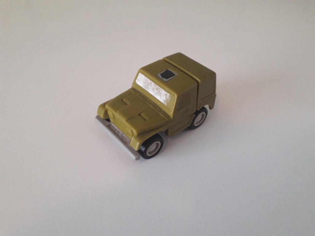 hasbro takara     jeep       transformers, Verzamelen, Transformers, Overige generaties, Ophalen of Verzenden, Zo goed als nieuw