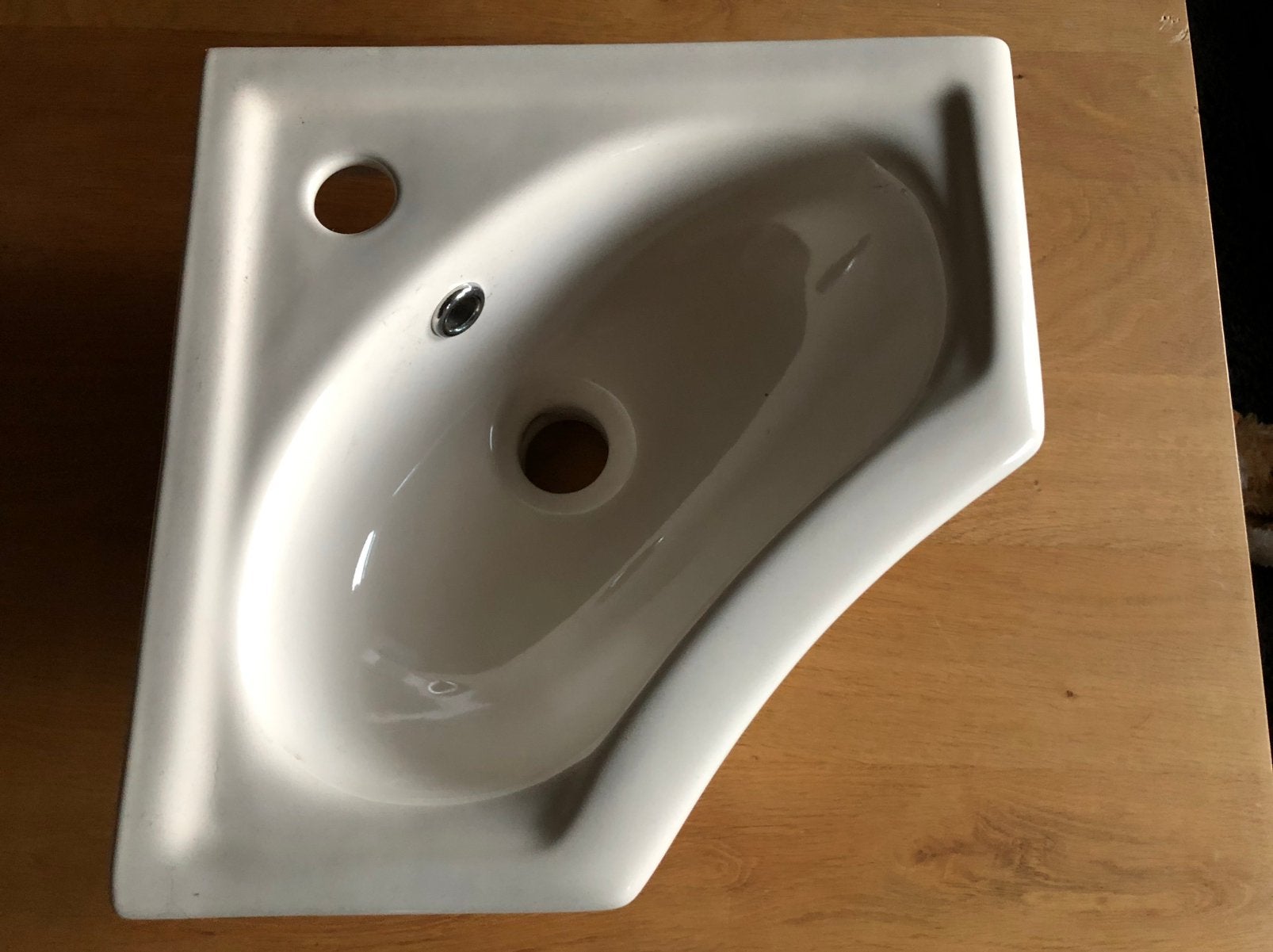 Nieuw crèmekleurige hoekfontein, Ophalen, Nieuw, Wastafel