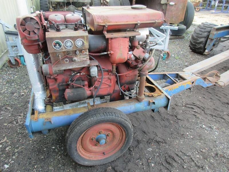 Compressor Atlas Copco met 2 cilinder Deutz diesel + andere!, 100 liter of meer, Ophalen, Gebruikt, 800 liter/min of meer