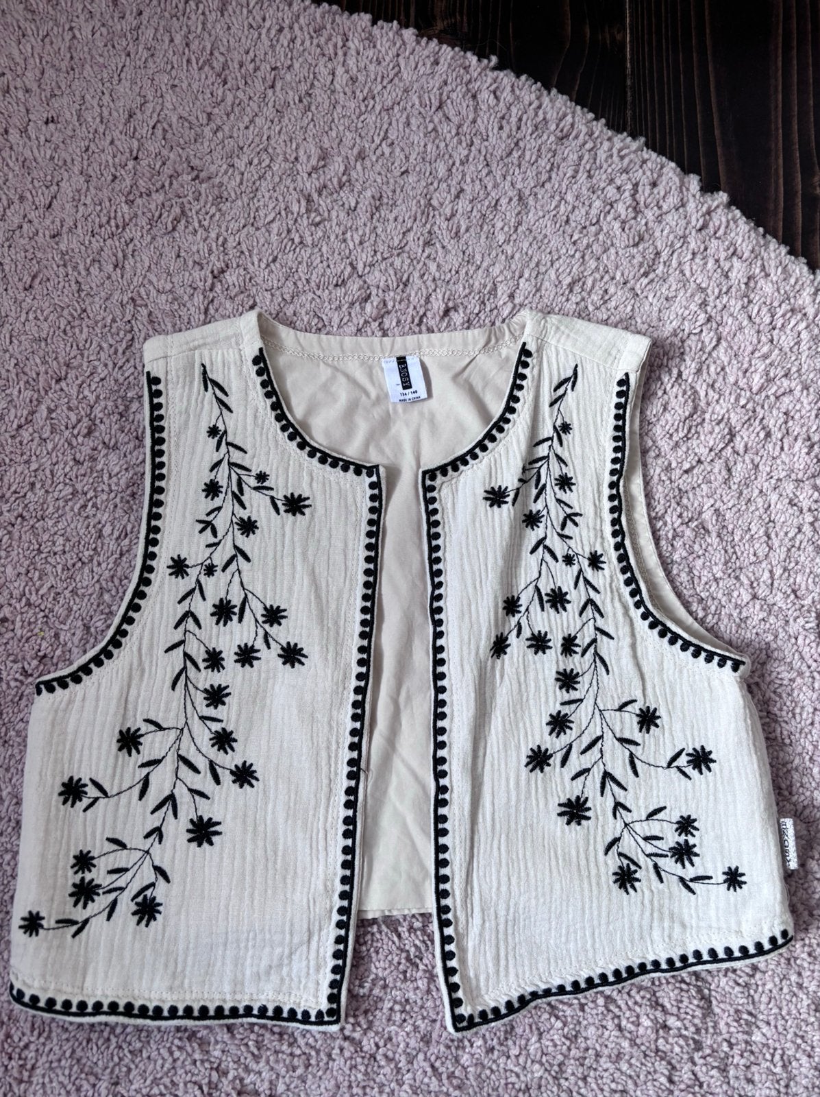 Bnosy crème kleurig gilet vestje maat 134/140, Ophalen of Verzenden, Nieuw, Meisje, Trui of Vest