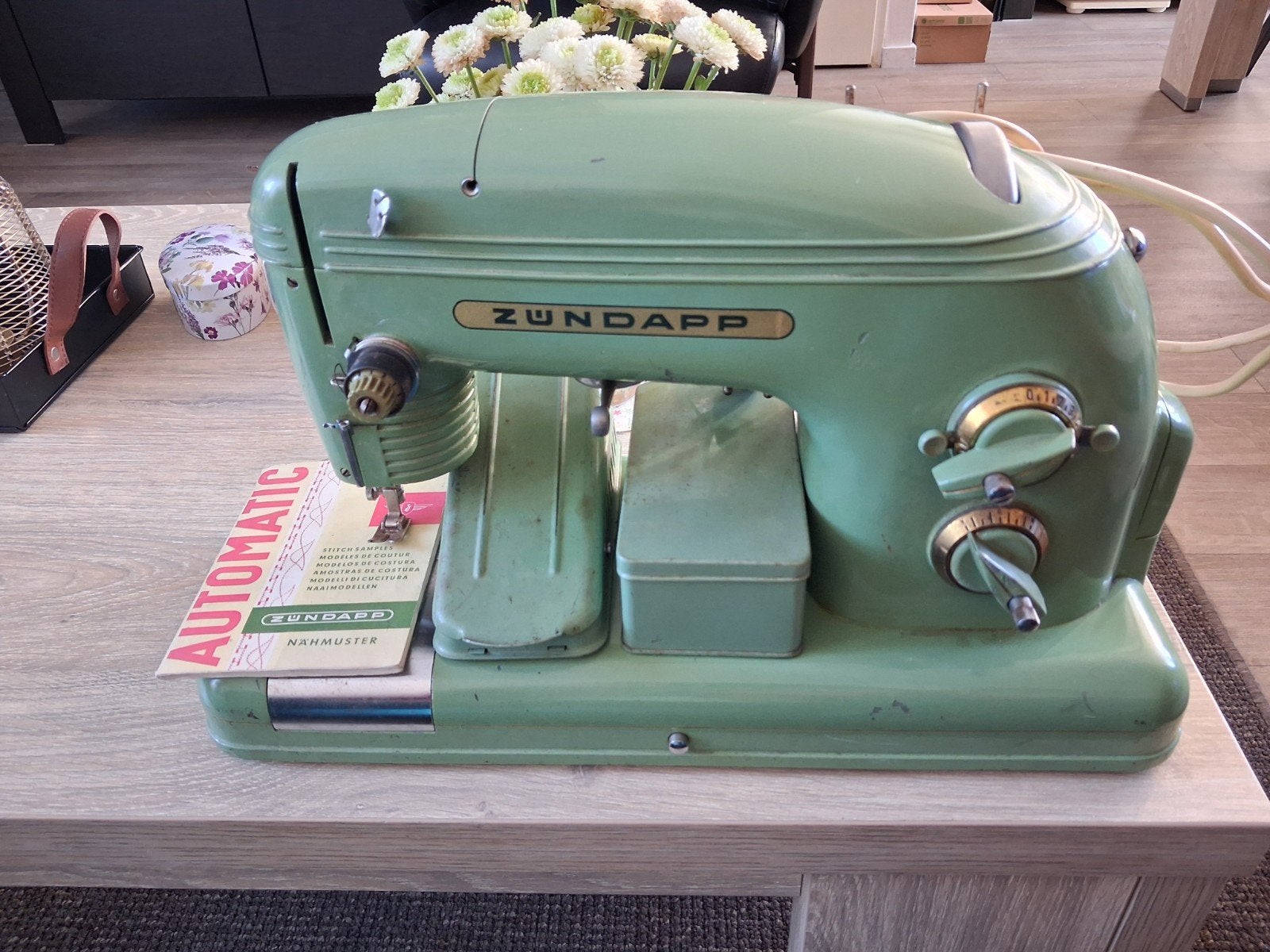Zündapp Naaimachine - Groen,  voor onderdelen., Antiek en Kunst, Antiek | Naaimachines, Ophalen of Verzenden