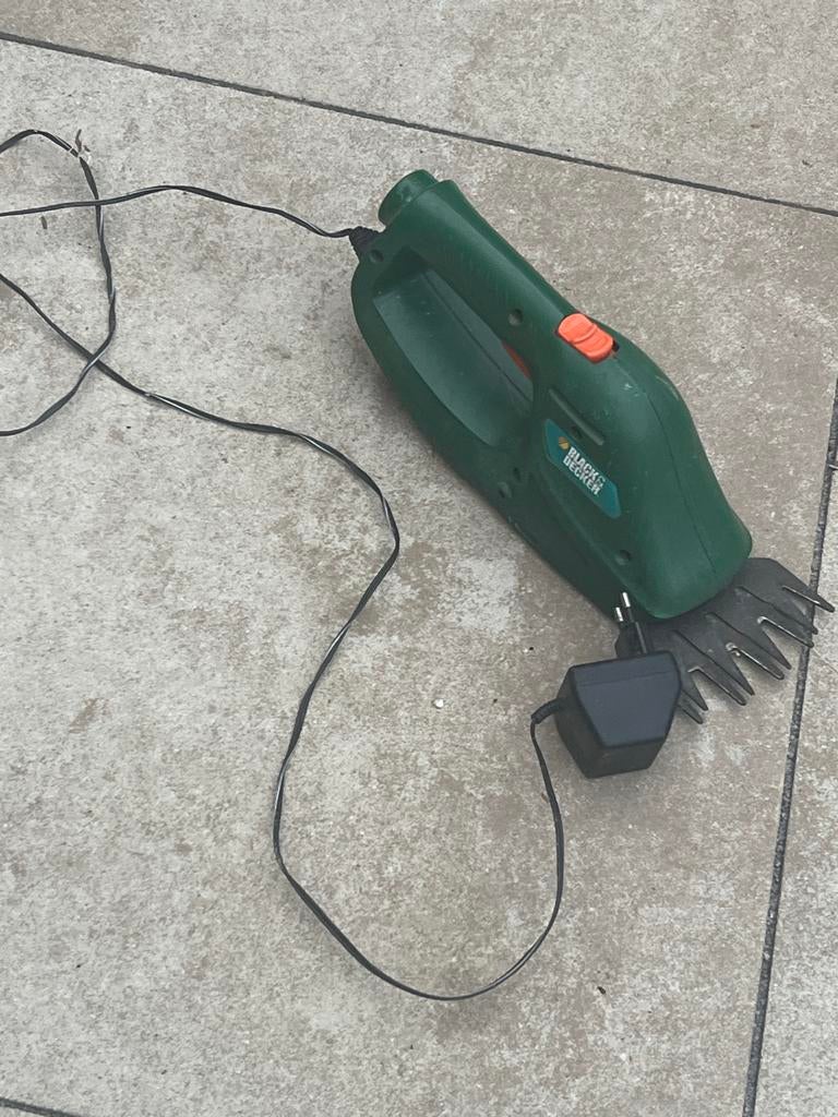 Black & Decker Gras- en Heggenschaar (Accu), Ophalen of Verzenden, Gebruikt, Accu