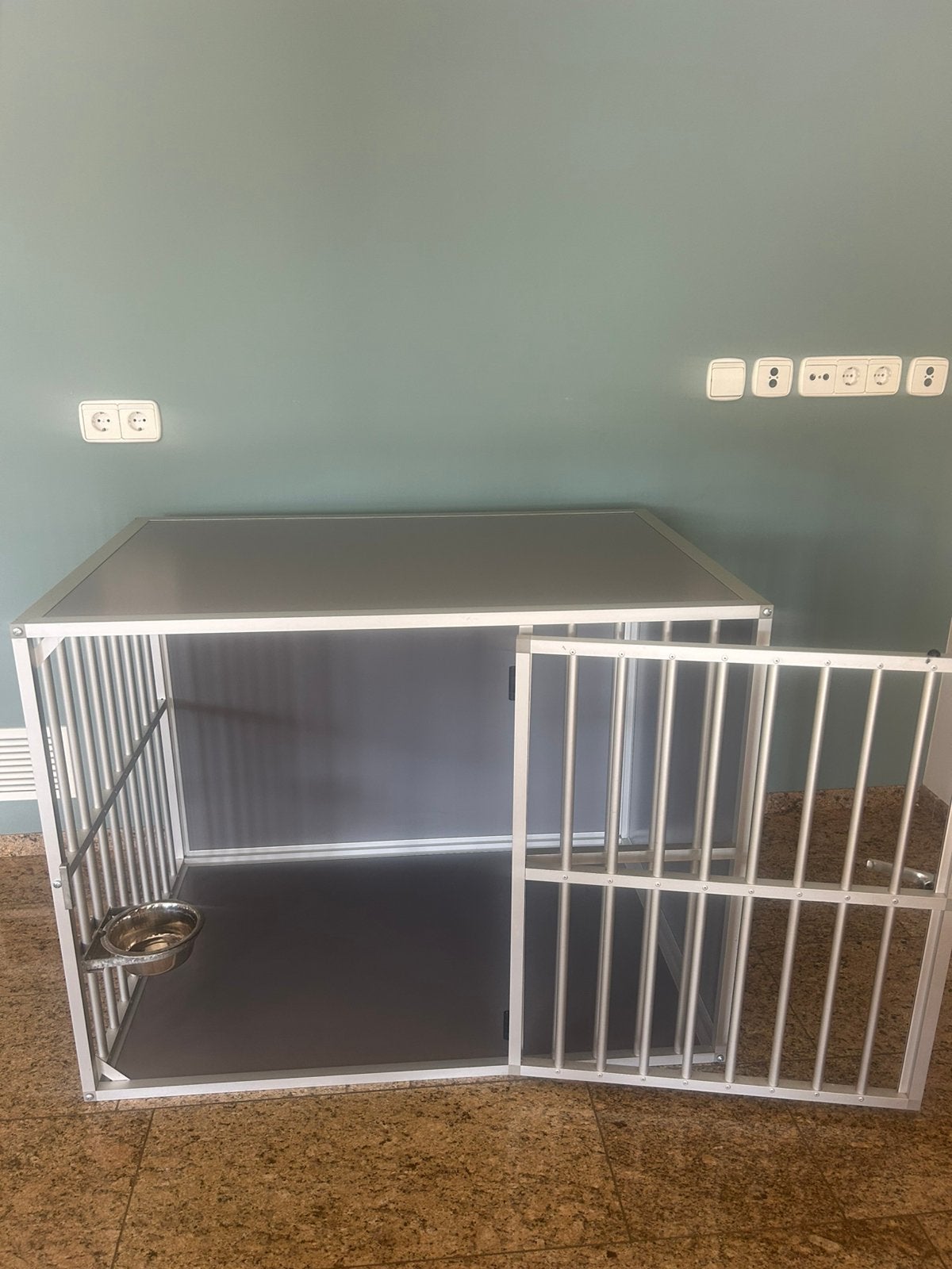 ALUMINIUM HONDENBENCH MODEL 3 DL 106X71X81, Ophalen, Zo goed als nieuw