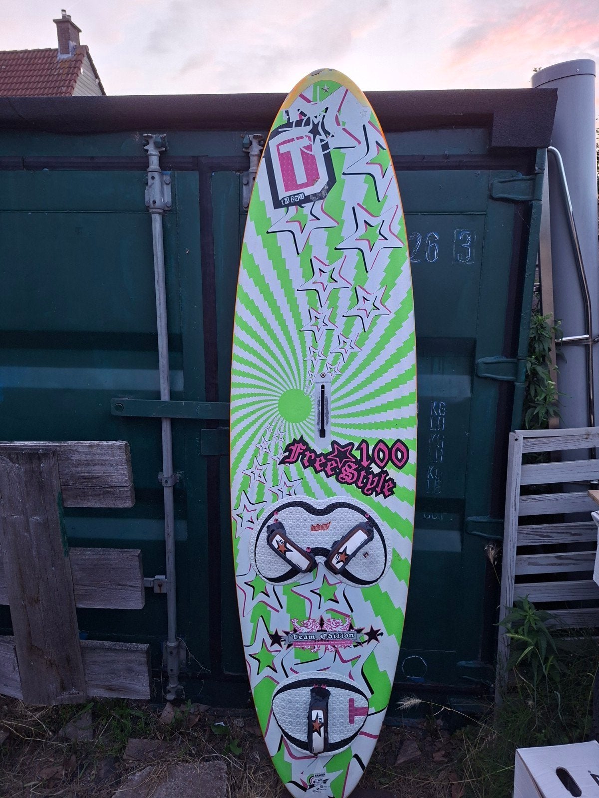 tabou twister 100L, Watersport en Boten, Ophalen, Gebruikt, Tabou, Met vin(nen)