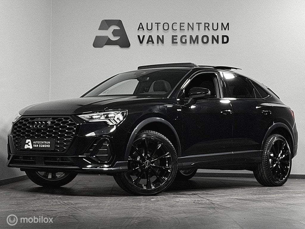 Audi Q3 Sportback 45 TFSIe 2X S-LINE | PANO | SONOS| KEYLESS, Gebruikt, Zwart, Leder en Stof, Zwart