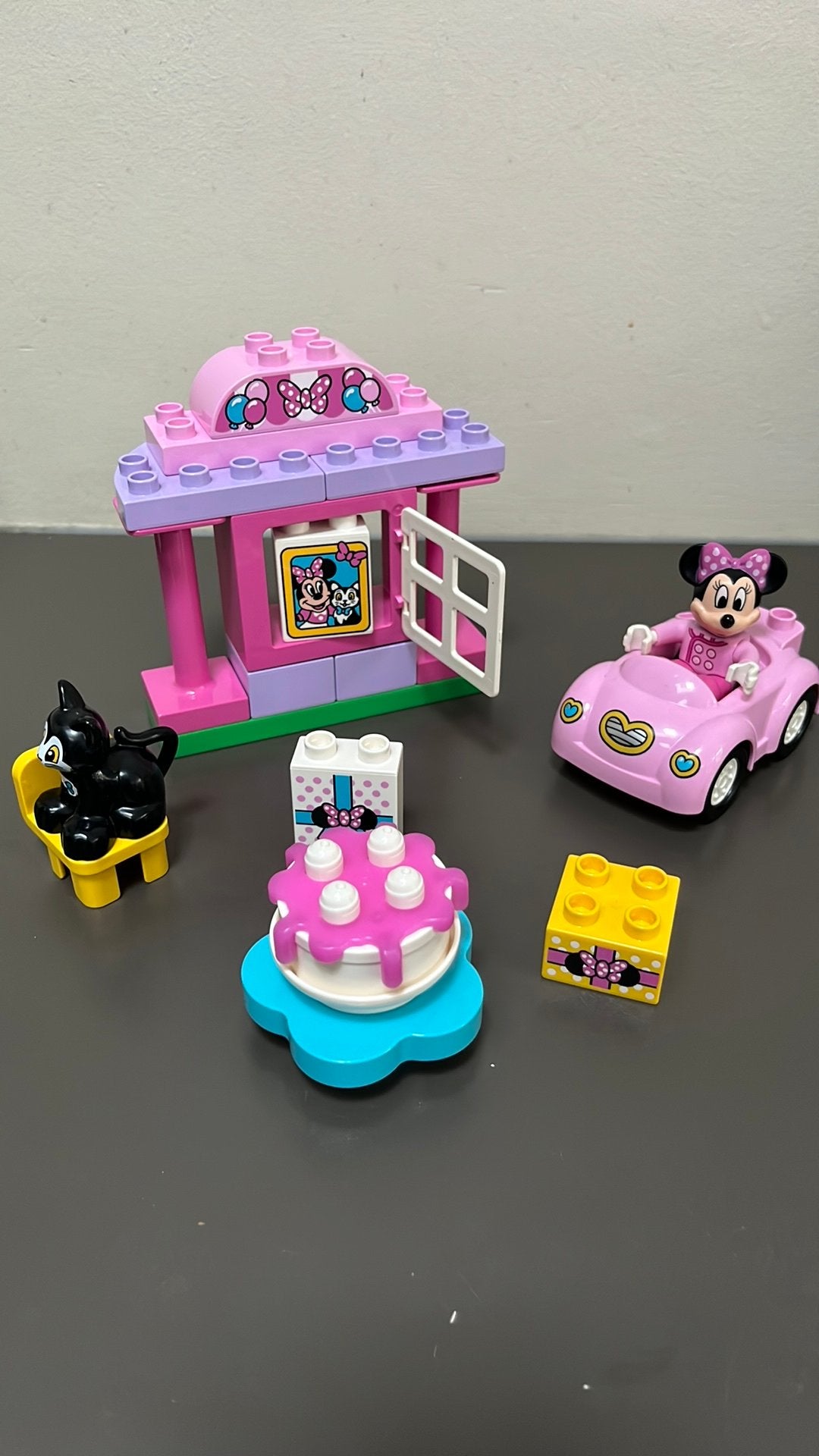 Duplo set 10873 verjaardag Minnie, Gebruikt, Ophalen of Verzenden, Compleet, Complete set