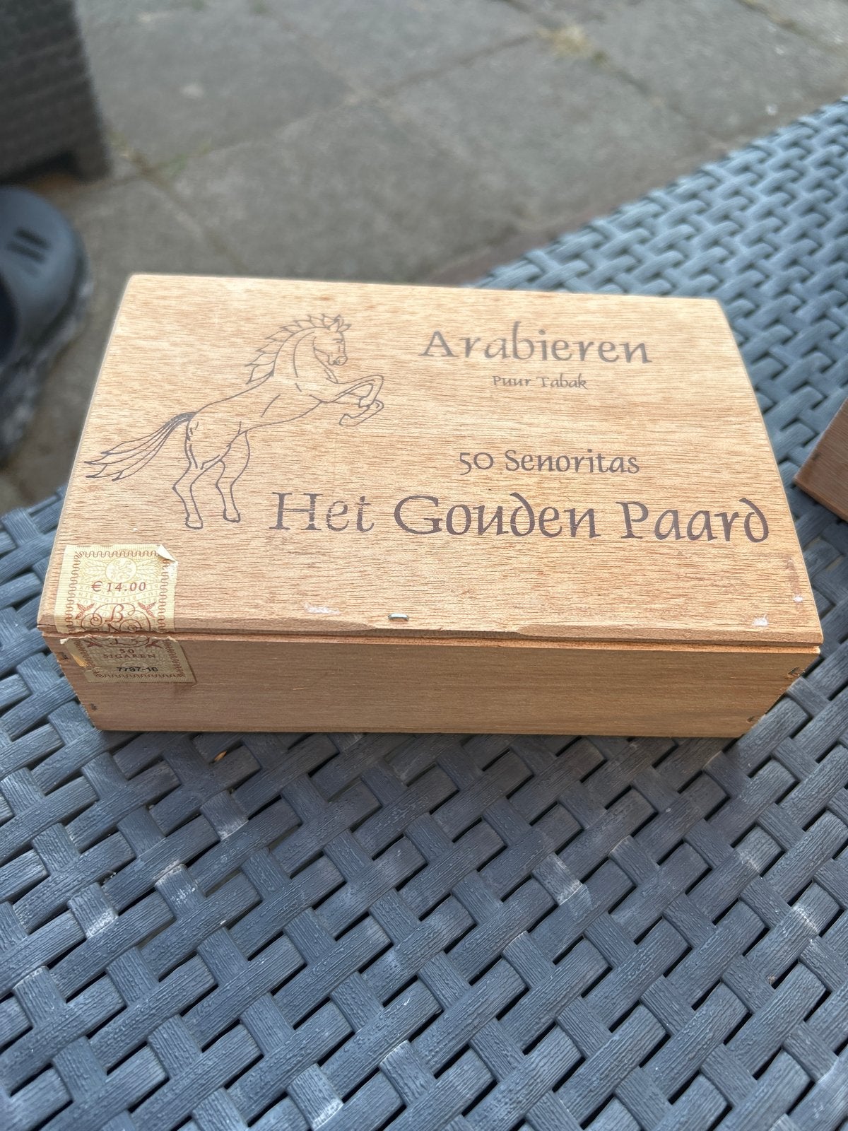 Vintage sigarenkistje 'Het Gouden Paard' Arabieren, Ophalen of Verzenden, Gebruikt, Tabaksdoos of Verpakking