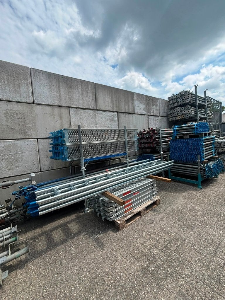Layher Allround Steiger - Uit voorraad leverbaar! Gebruikt, Doe-het-zelf en Verbouw, Steigers, Ophalen, Gebruikt, Gevelsteiger