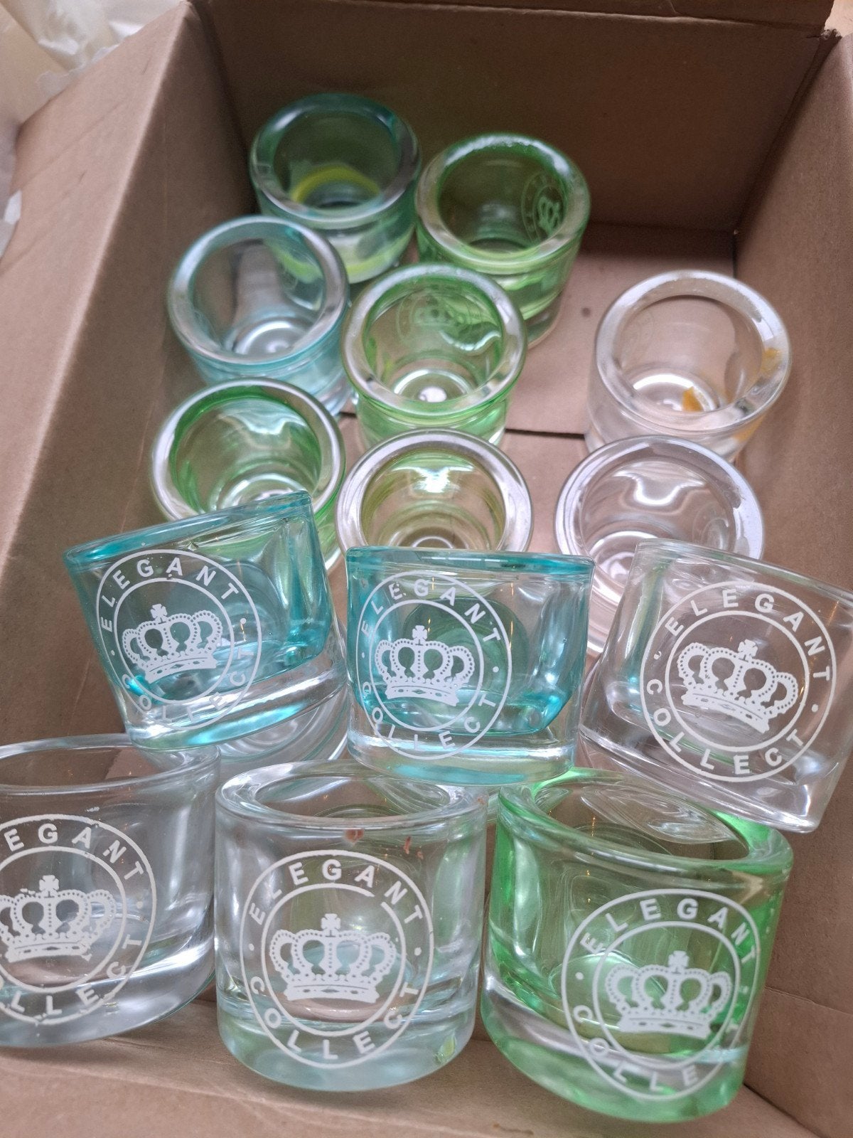20 waxinelichthouders in blauw, groen en transparant glas, Huis en Inrichting, Woonaccessoires | Overige, Ophalen of Verzenden