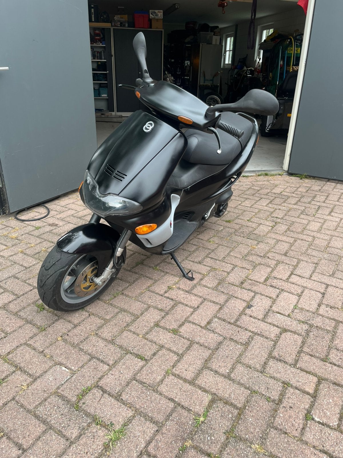 Runner “ruilen tegen crossmoter/2t scooter, Ophalen, Zo goed als nieuw, Overige merken