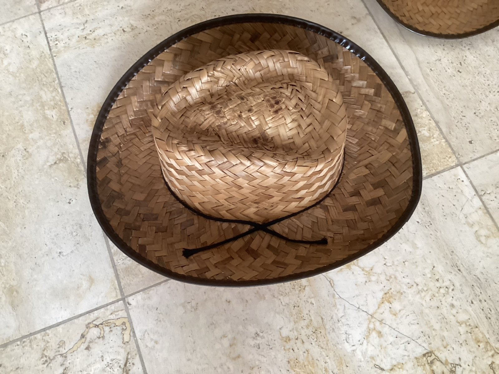 Set van 3 Cowboyhoeden - Zo goed als nieuw, Ophalen, Zo goed als nieuw, Overige maten