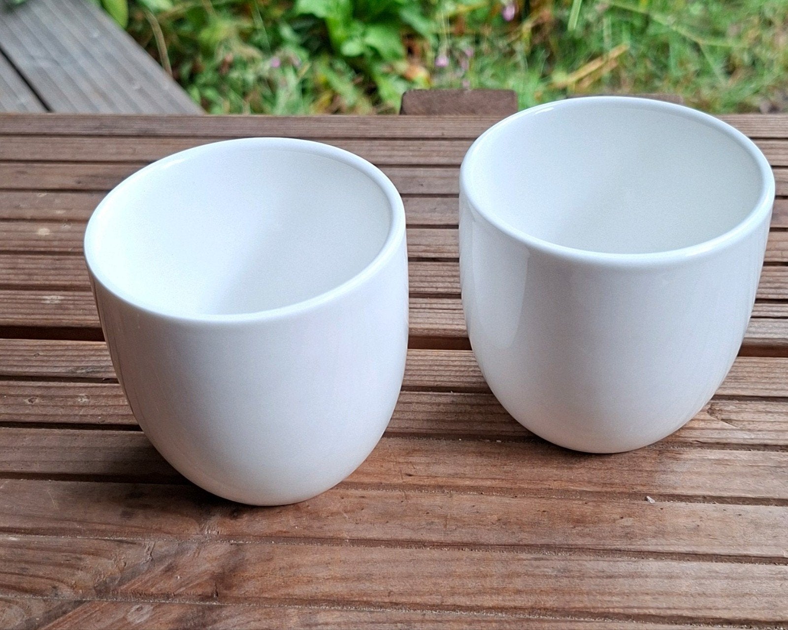 Set van 2 witte &k amsterdam kopjes, Ophalen of Verzenden, Zo goed als nieuw, Overige stijlen, Kop(pen) en/of Schotel(s)