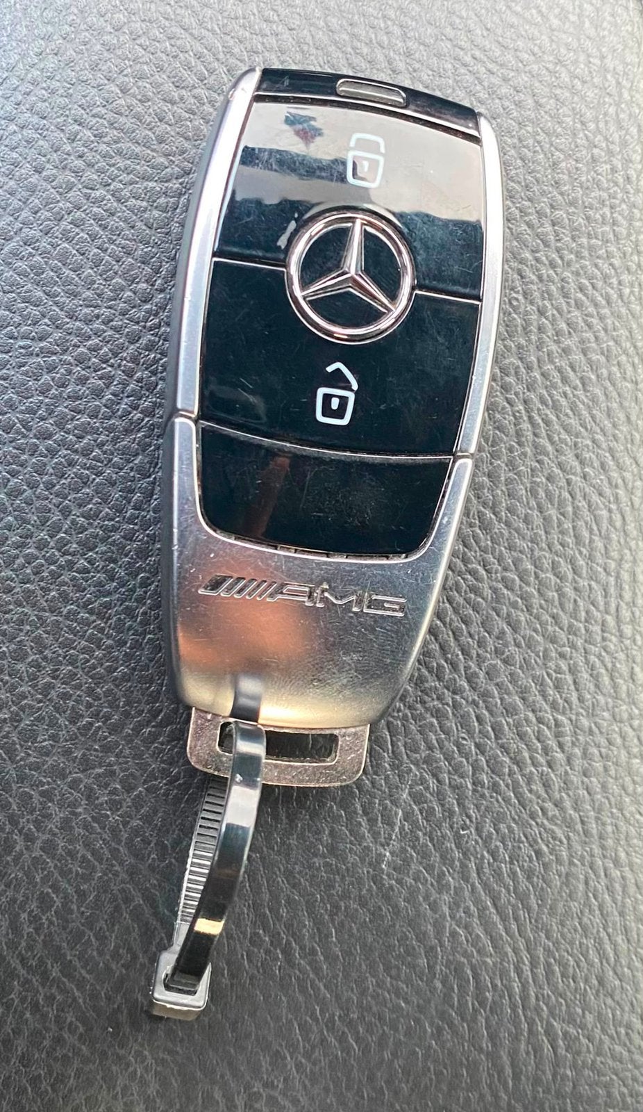Originele Mercedes-AMG Autosleutel Embleem Uniek, Auto-onderdelen, Ophalen of Verzenden, Mercedes-Benz