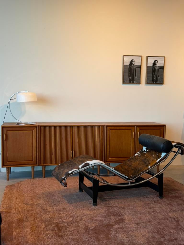 Vintage lounge fauteuil in koeienleer, Huis en Inrichting, Ophalen, Gebruikt, 150 cm of meer, 50 tot 75 cm
