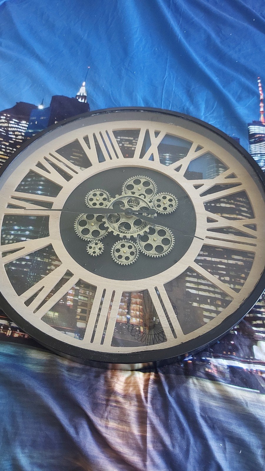 Mooie mechanische klok met draaimechanisme, Ophalen of Verzenden, Zo goed als nieuw, Wandklok