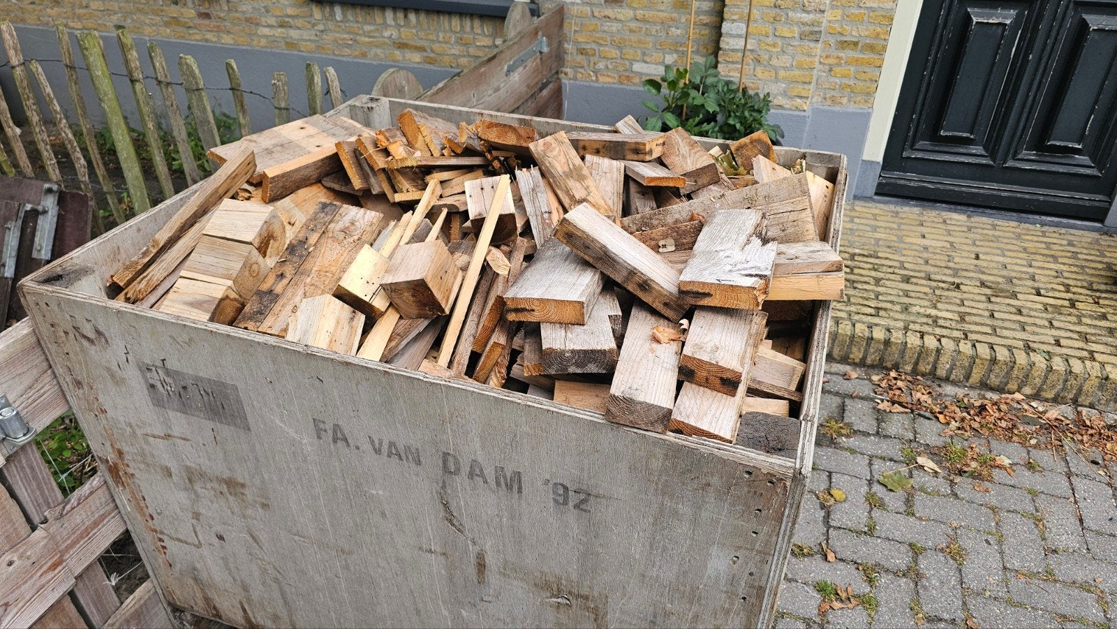 gezaagd pallethout per kuub, Minder dan 3 m³, Ophalen