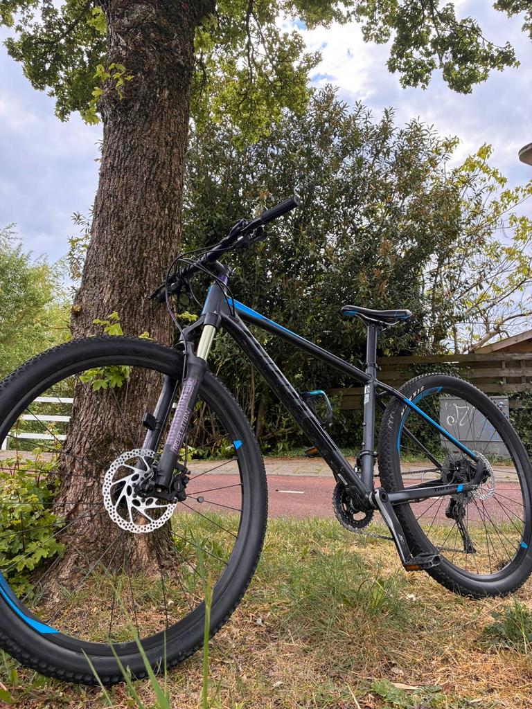 Giant Mountainbike - Zwart/Blauw, Ophalen, Gebruikt, Hardtail, Heren