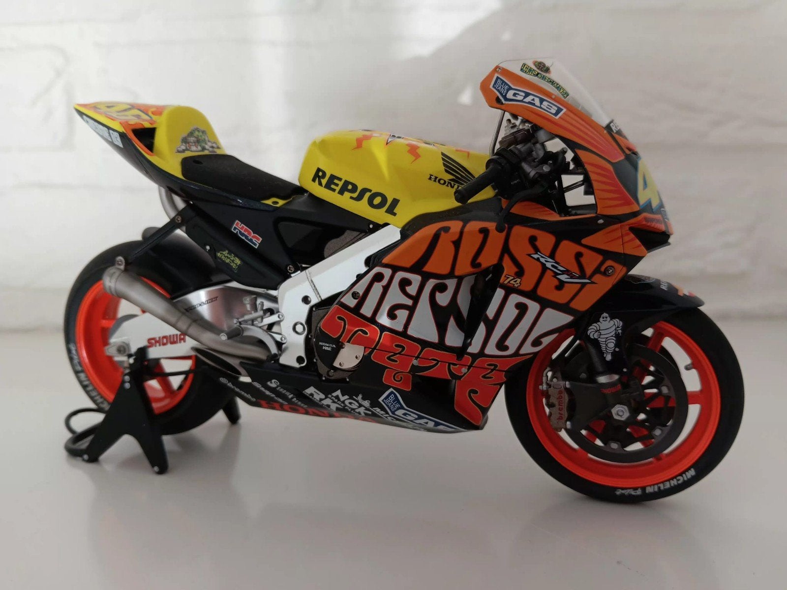 Honda RC211V #46 Valentino Rossi GP Valencia 2003 MotoGP, Ophalen of Verzenden, Nieuw, 1:9 t/m 1:12, Motor