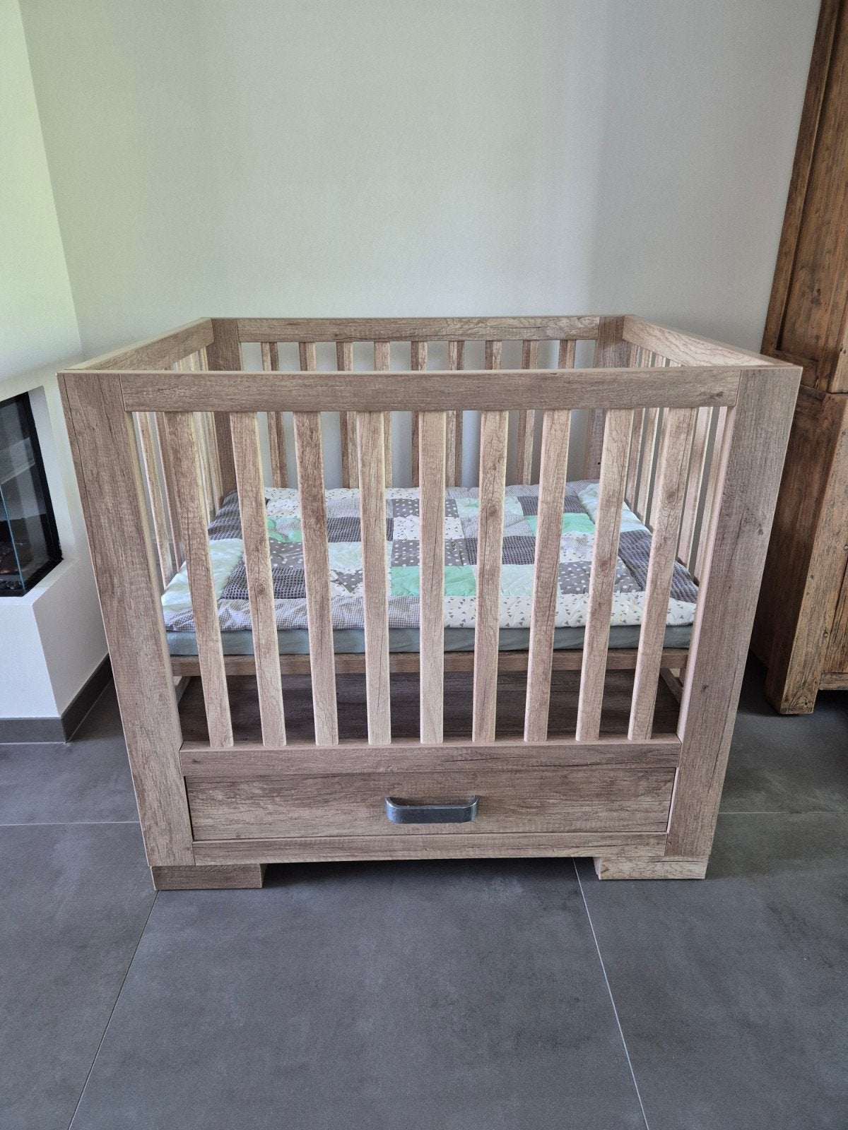 Kidsmill Brent Box Oldwood met lade, matras en boxkleed, Ophalen, Minder dan 140 cm, Minder dan 70 cm, Matras