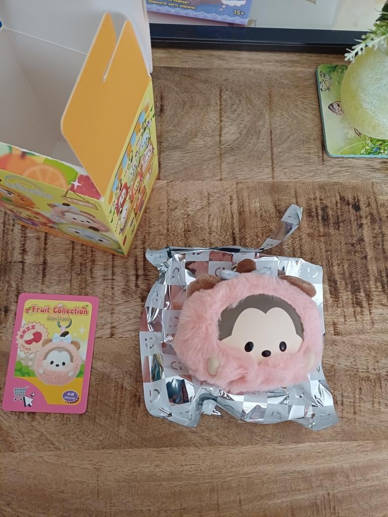 Miniso Disney fruit collection Minnie, Ophalen, Overige figuren, Nieuw, Beeldje of Figuurtje