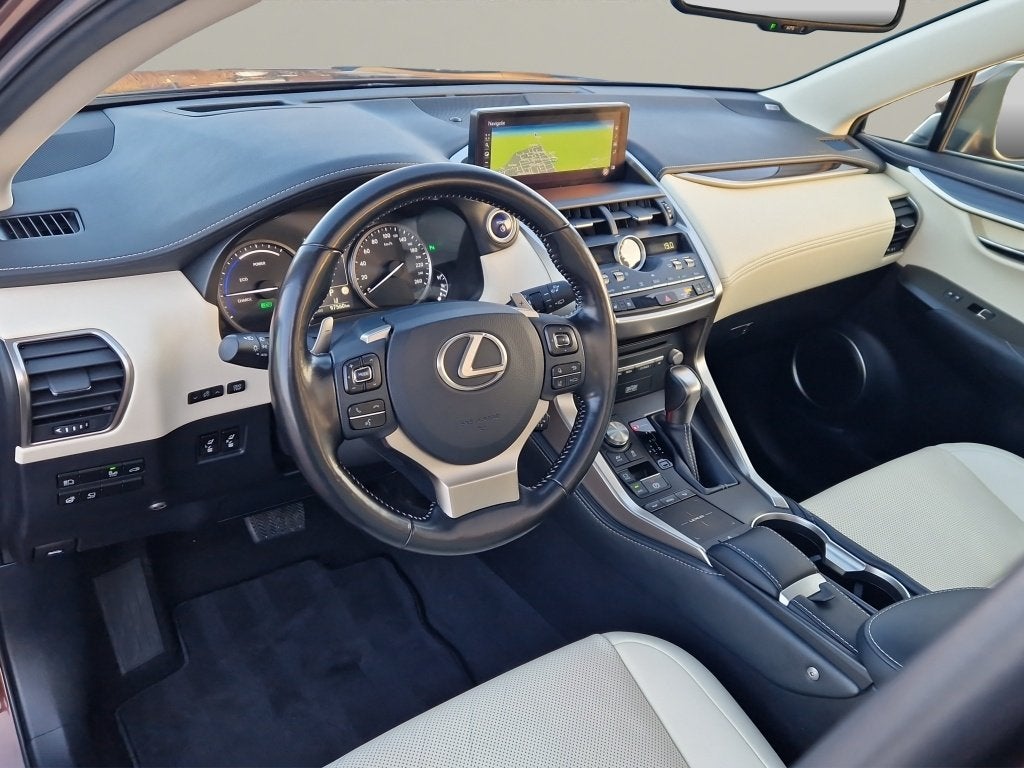 Lexus NX 300h AWD Executive Line + President Pack - NL Auto, Auto's, Lexus, Automaat, Gebruikt, Euro 6, 1760 kg