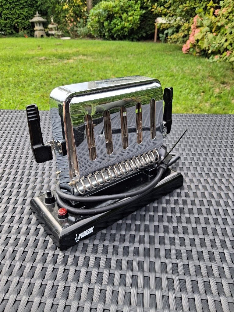 Nieuwe, ongebruikte vintage Princess broodrooster op 220 V, Witgoed en Apparatuur, Broodroosters, Ophalen of Verzenden, Nieuw