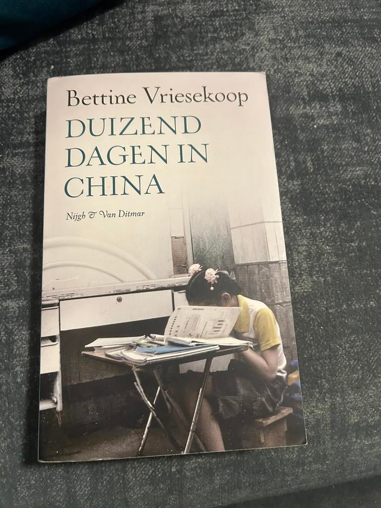 BETTINE VRIESEKOOP duizend dagen in China, Ophalen of Verzenden, Gelezen, Balsport