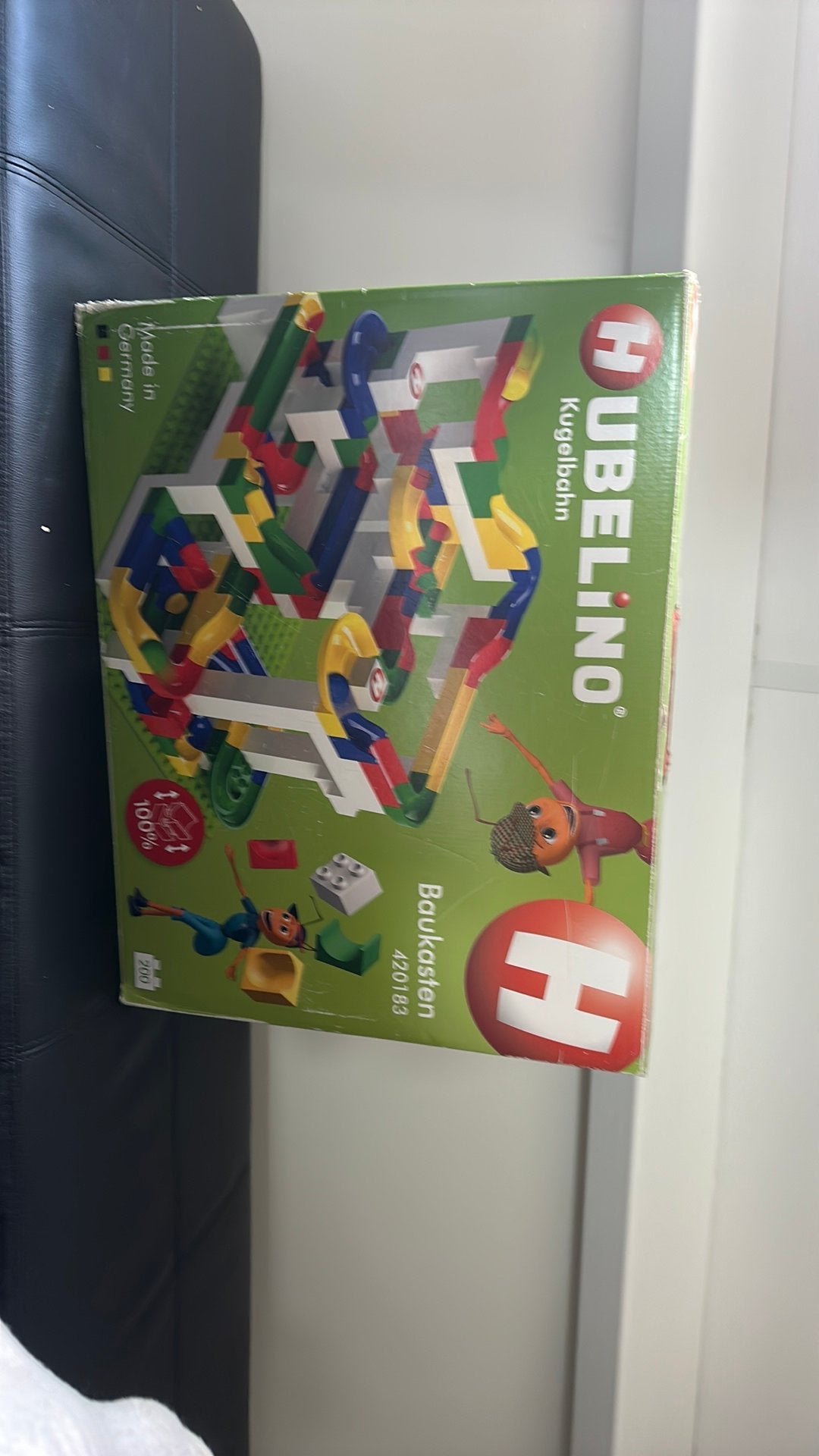 Titel: Hubelino knikkerbaan 200-delig – originele doos, Ophalen of Verzenden, Gebruikt