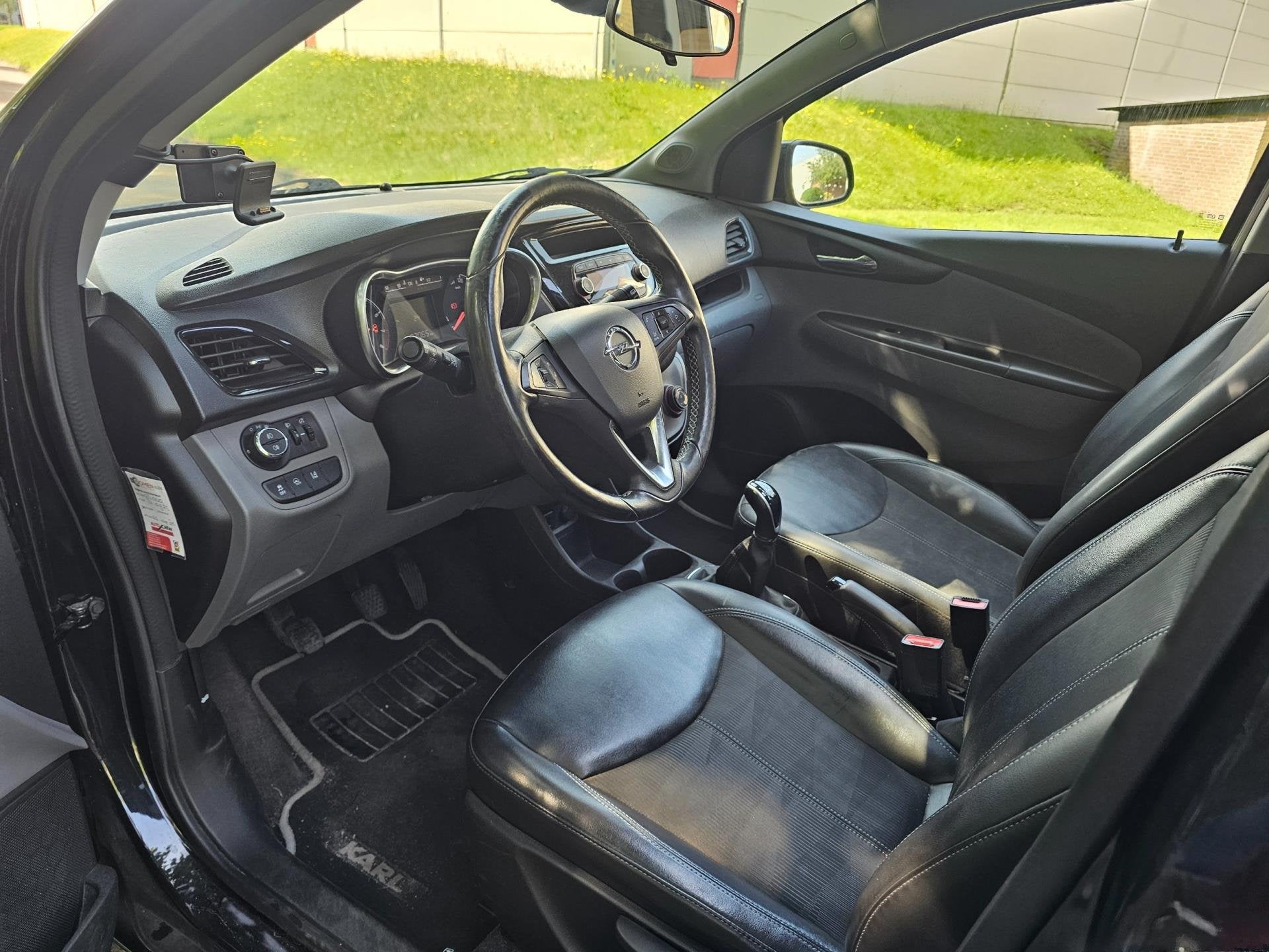 Opel KARL 1.0 ecoFLEX Cosmo DAK/leer/AIRCO/cruise, Auto's, Voorwielaandrijving, 839 kg, Gebruikt, Euro 6