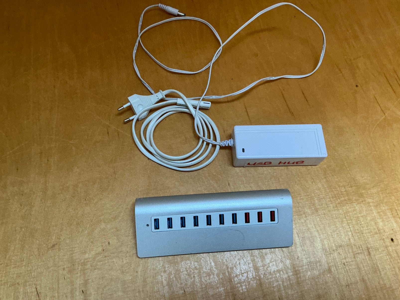 Usb hub, Computers en Software, Ophalen of Verzenden, Gebruikt, USB-hub, Laptop