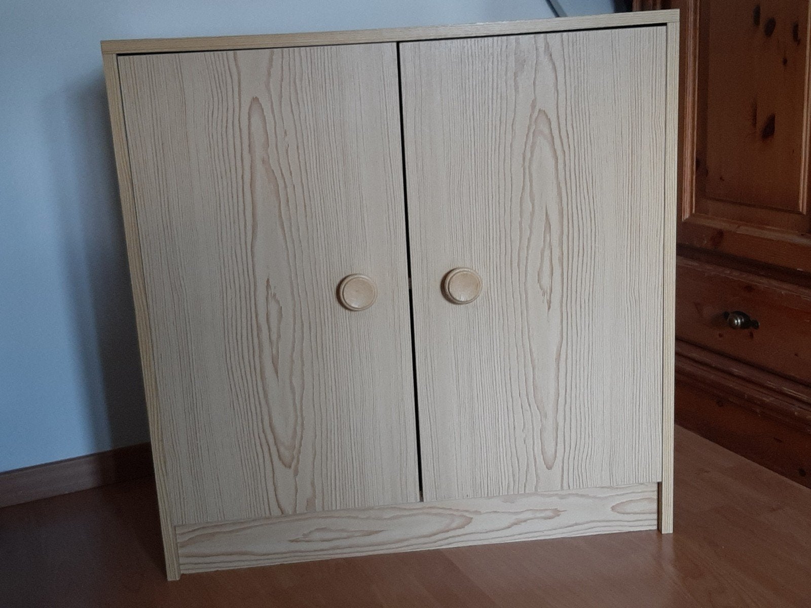 Handig, op nog mooi, kastje, Ophalen, Zo goed als nieuw