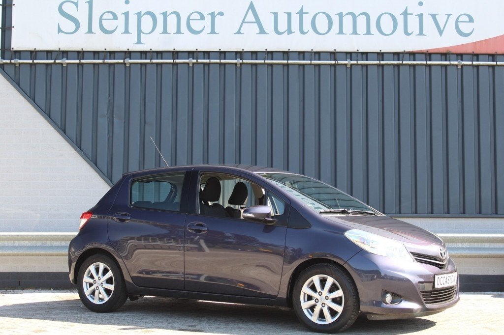 Toyota YARIS 1.0 VVT-i Tendance/ Airco/ Nette Auto /Weinig K, Auto's, Toyota, Gebruikt, Overige kleuren, Bedrijf, Handgeschakeld