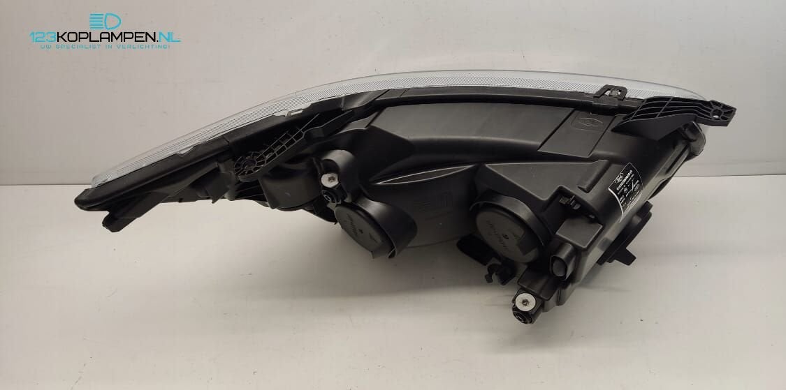 Ford Fiesta MK8 koplamp links, Gebruikt, -, -, Ophalen of Verzenden