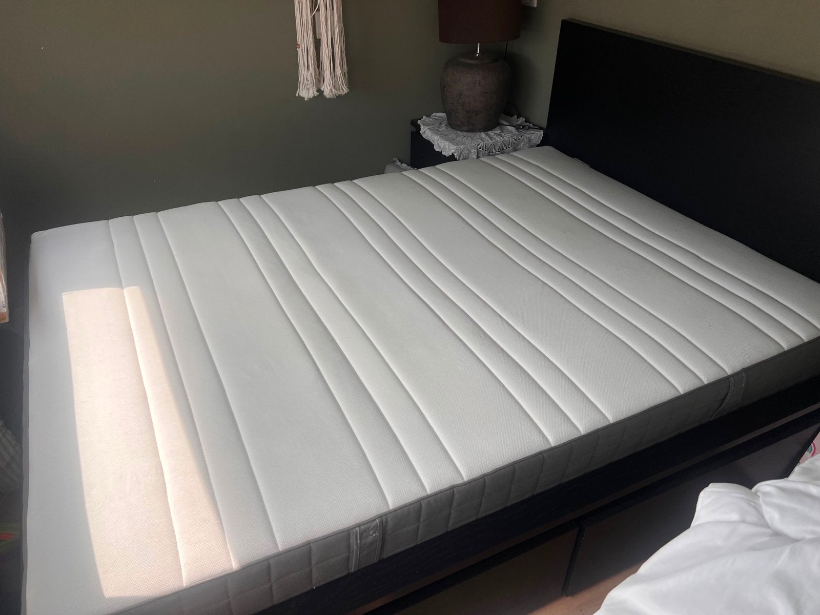 IKEA MALM - bed 140x200 cm, matras, bedlades en ladekast, Ophalen, Matras, 180 cm of meer, 100 cm of meer