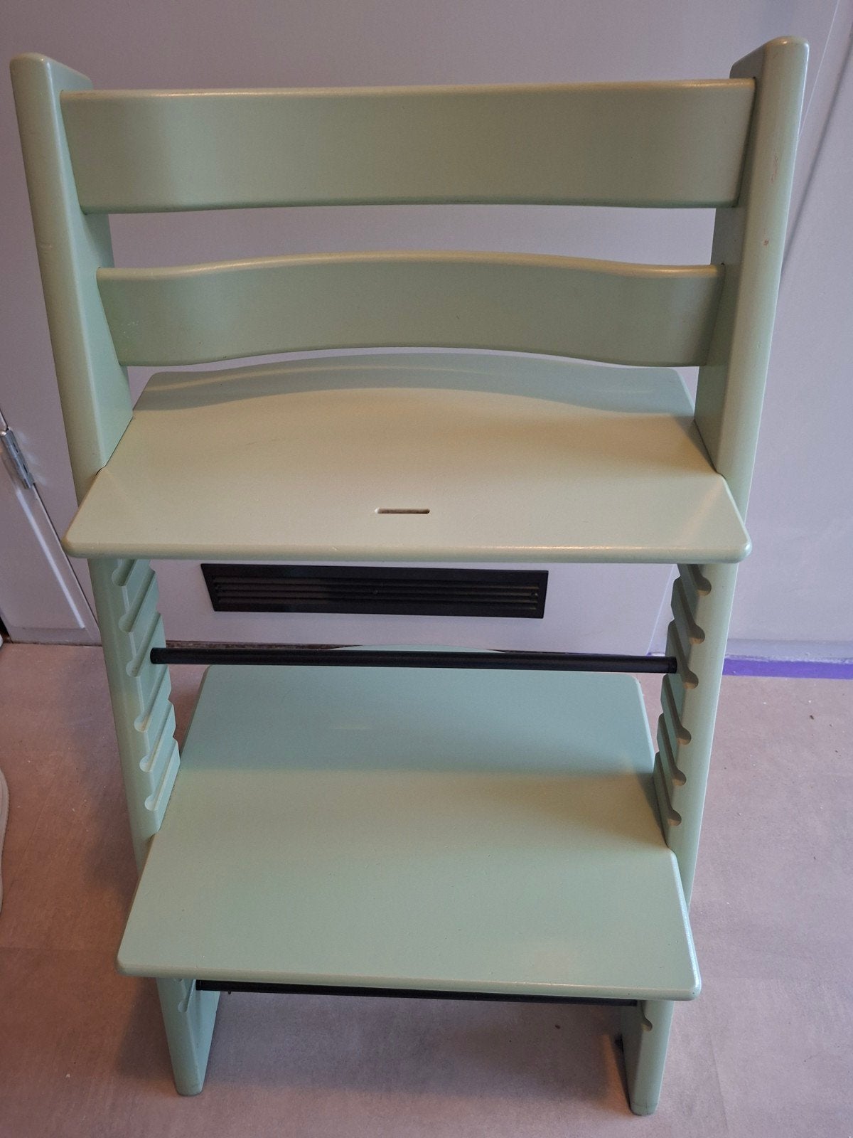 Stokke Tripp Trapp Meegroeistoel - Nieuwste Model Moss Green, Ophalen, Zo goed als nieuw, Meegroeistoel, Aanschuifbaar