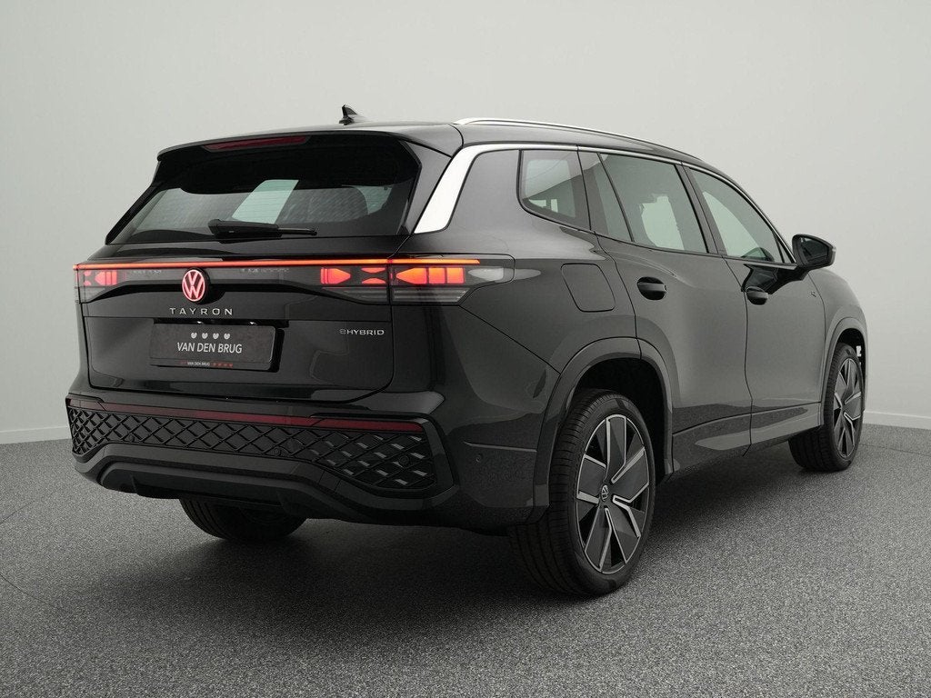 Volkswagen Tayron R-Line 1.5 eHybrid 272 PK | LED Plus | Pan, Auto's, Volkswagen, Stof, 4 cilinders, 2000 kg, Hybride Elektrisch/Benzine